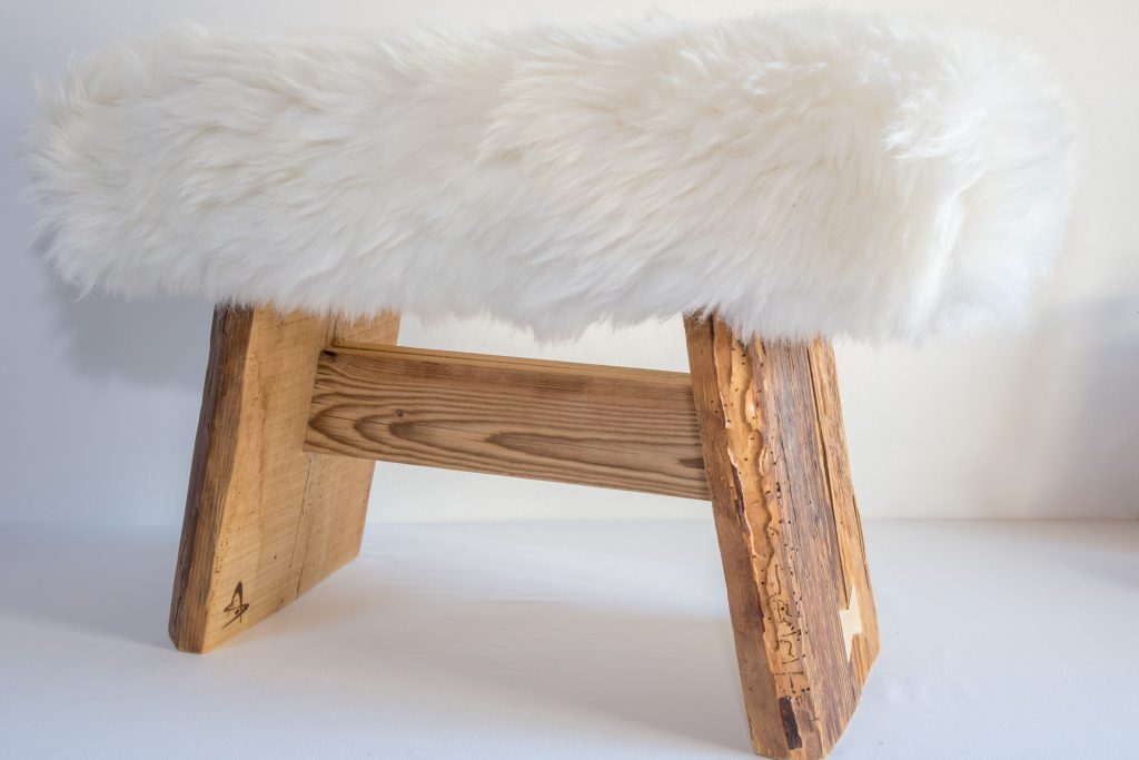 Banc bois et peau - Mouton - Blanc