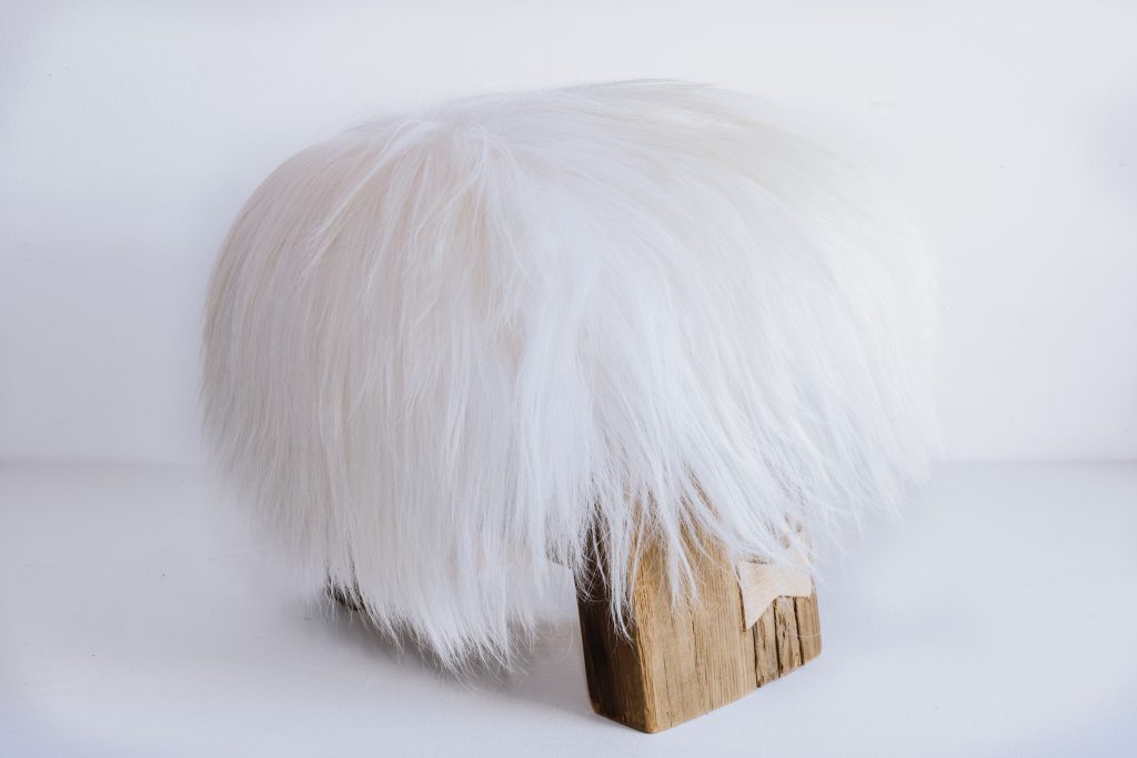 Tabouret bois et peau modèle "Kids" - Blanc