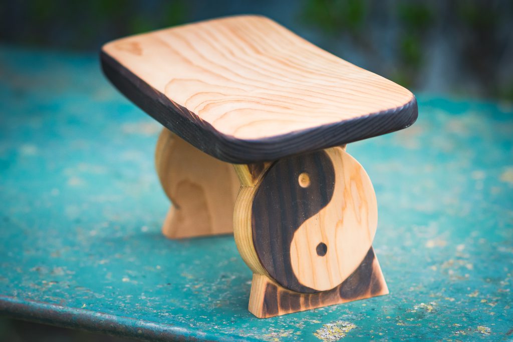 Shoggi en bois avec yin et yang