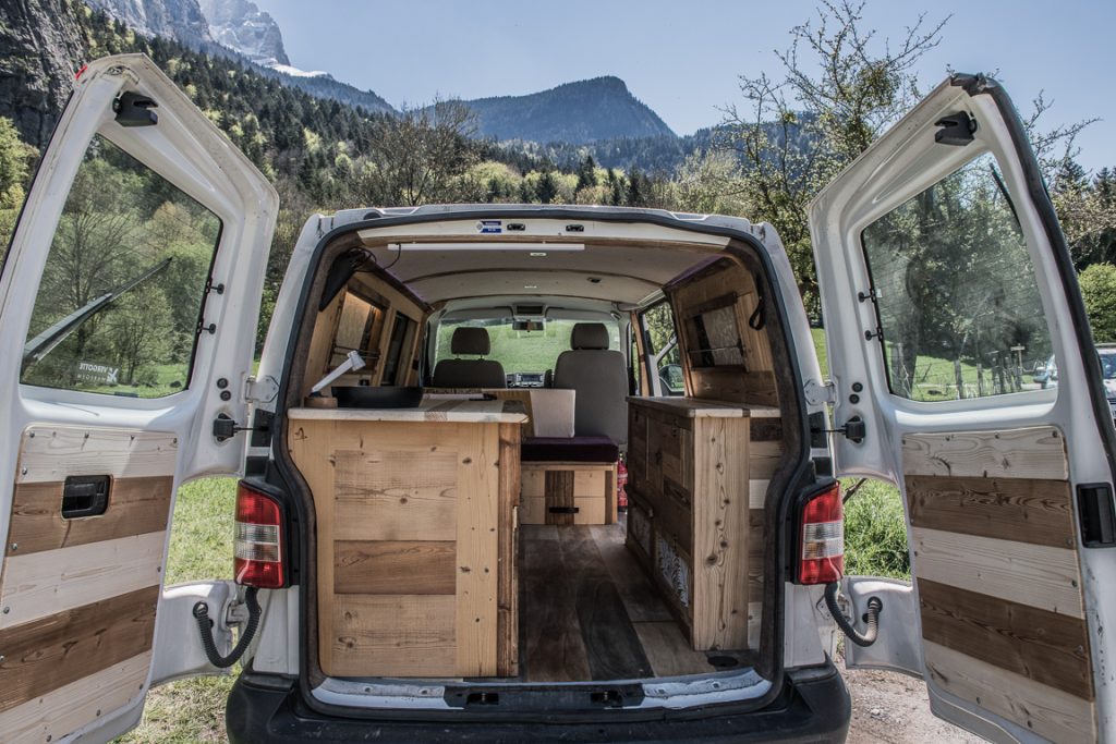 Aménagement Volkswagen T5 rallongé