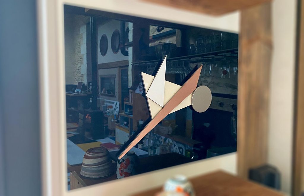 Tableau artistique 100% sur-cyclage représentant un oiseau
